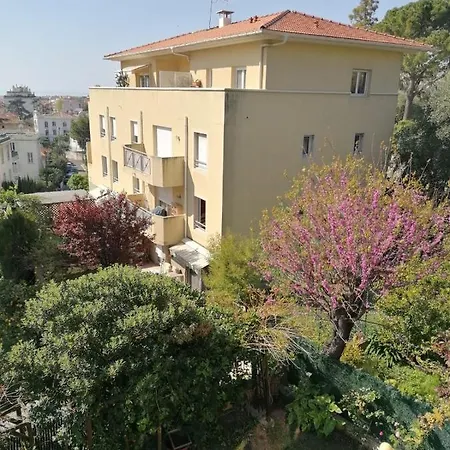 Villa Soraya , Quiet Location With Big Garden Near Beach And Old Town Of Nice Apartment Nice