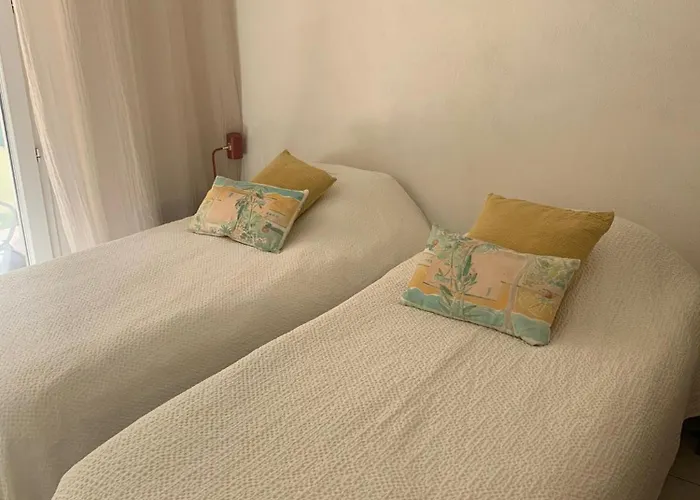 شقة Soraya - Sunny Cote D'azur With Large Garden نيس